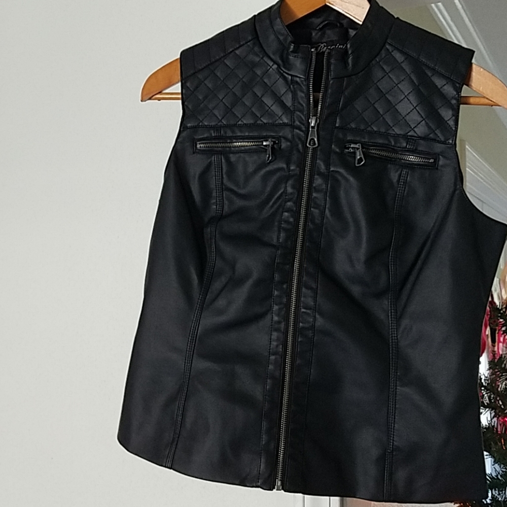 Baccini black vest